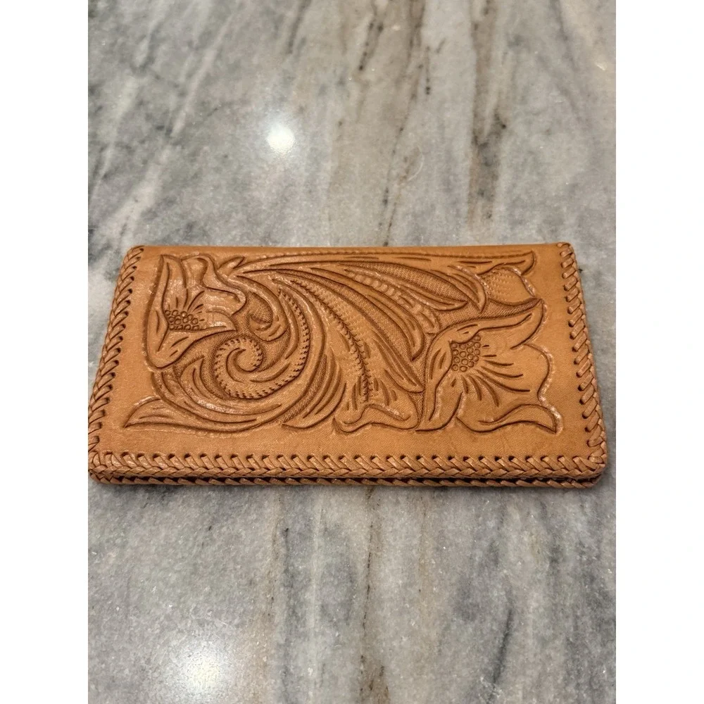Vtg Womens Mexican Artisan Hand Tooled Brown Leather Floral Wallet